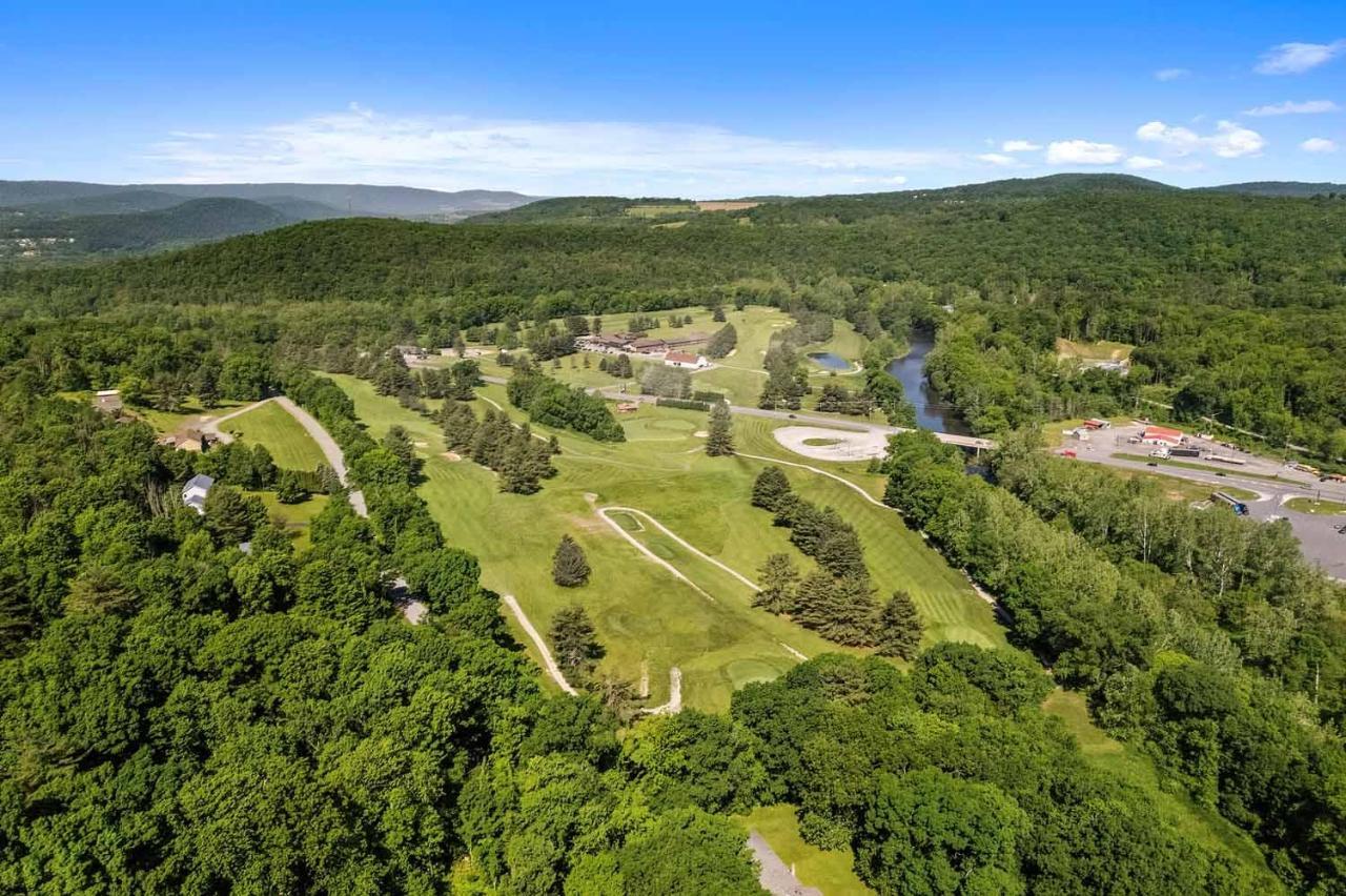 Shadowbrook Resort Tunkhannock エクステリア 写真